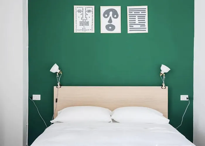 Minimal&Charming studio in Isola District