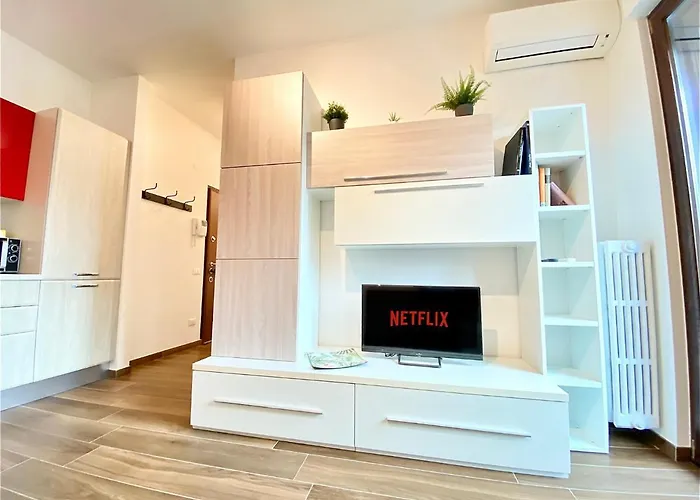 15 Minuti Dall\'Istituto Ortopedico Galeazzi - Appartamento Silenzioso Con Cucina, Wifi E Netflix