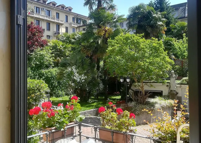 Hotel Charly