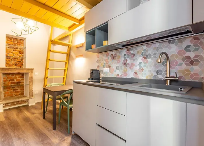 Casa Olfinia - Cosy Studio Apartment On The Canal