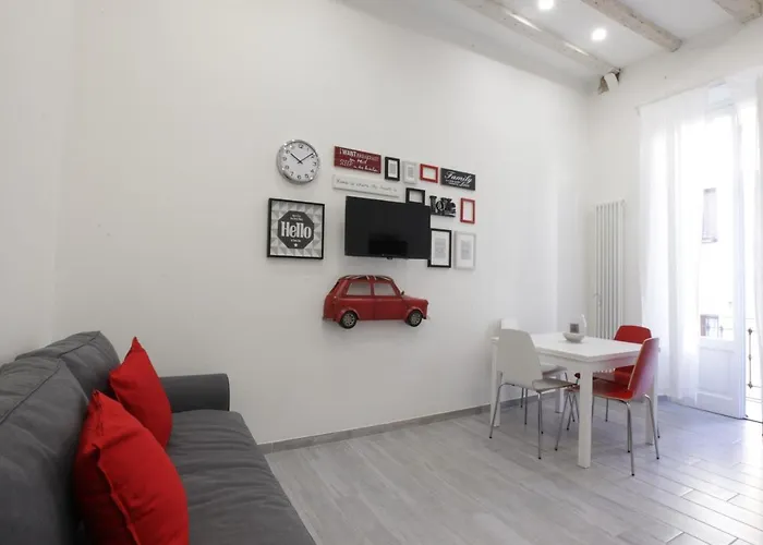 Amazing Apartment In City Center With Balcony