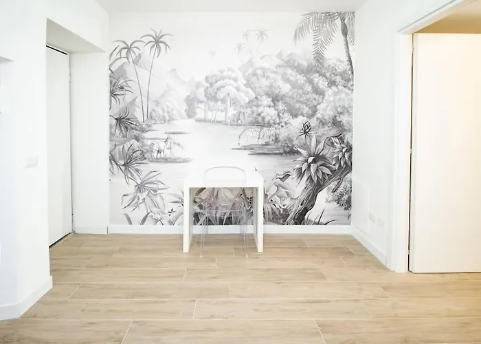Palm Apartment