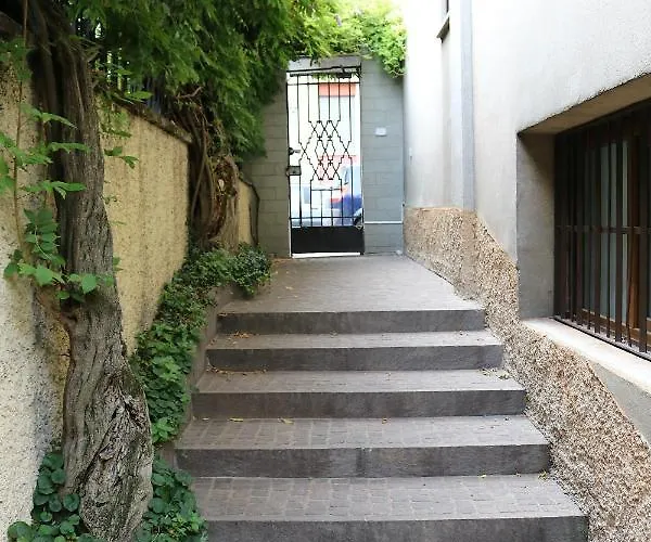 Gambara Guests House
