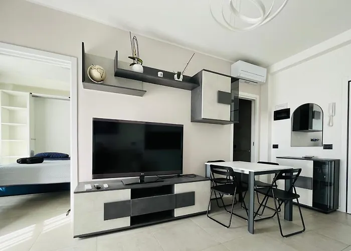 Pericle 5 Apartment