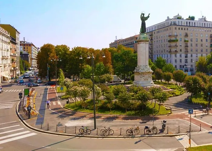 Xenia Apartments - Charming Garden Suite In Porta Venezia