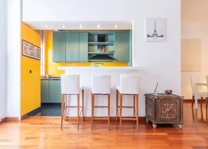At Home - Turati/Porta Nuova Apartment