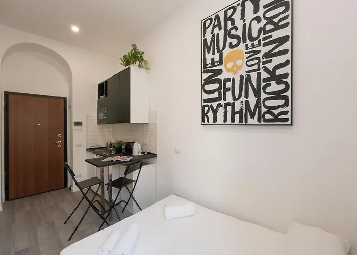 Ihost Studio - Lomellina 14A