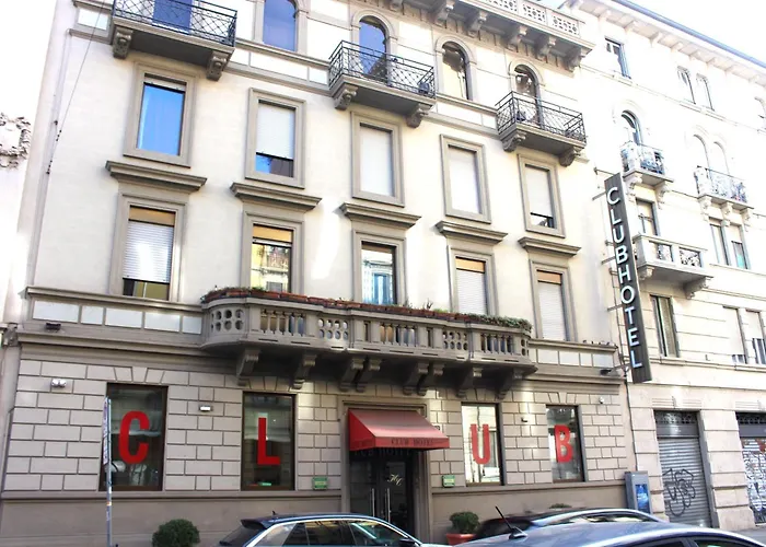 Club Hotel