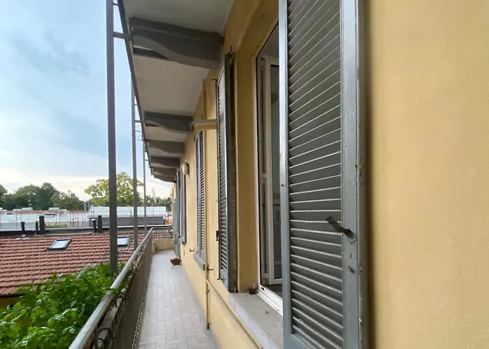 * Maciachini Apartment *