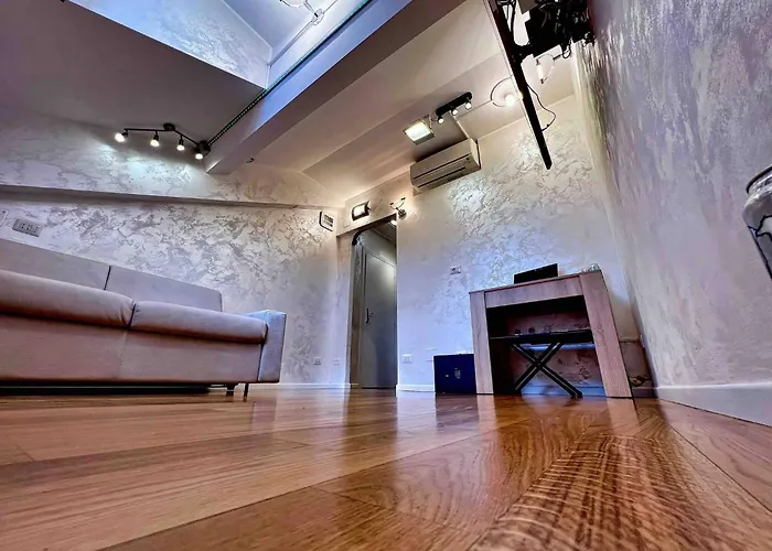 Brera Moscova Garibaldi Solferino Fashion St Entire Attic With Home Automation