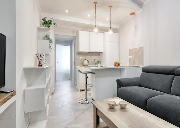 Joivy Modern City Centre Flat