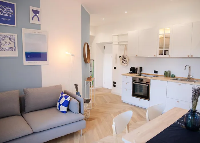 Bright 2-Room Apartment For Friends And Relatives