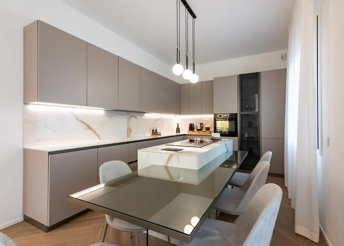 White House Villa Con Posti Auto Milano