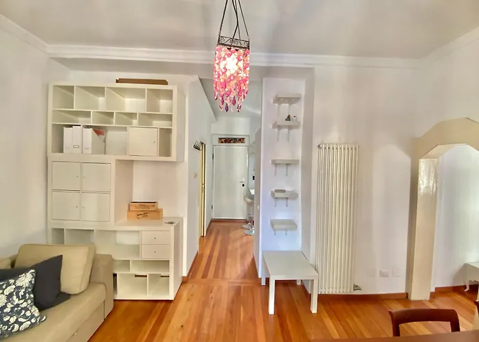 Coluccio B&B, In Coorte Di Prestigio Milanese, Collegato Con Il Centro Di Milano E Rho Fiera
