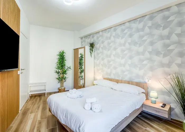 Comfort & Design Minutes Away From The Centre
