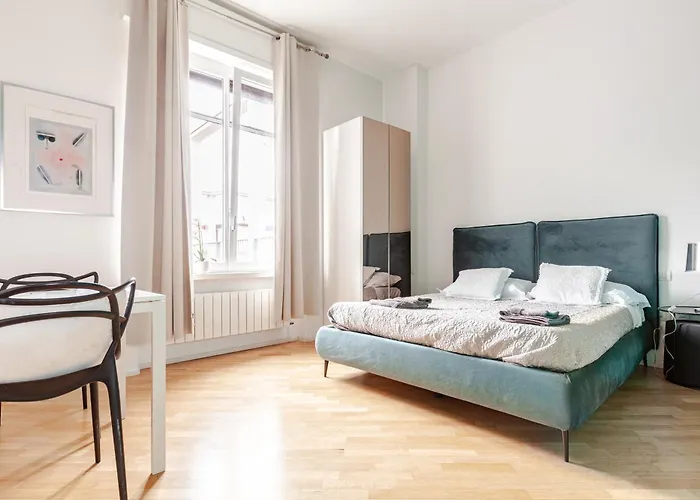 Central Penthouse 5 Min From Duomo Di Milano