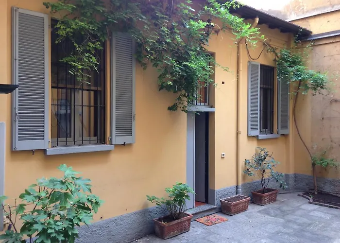 Olona Place