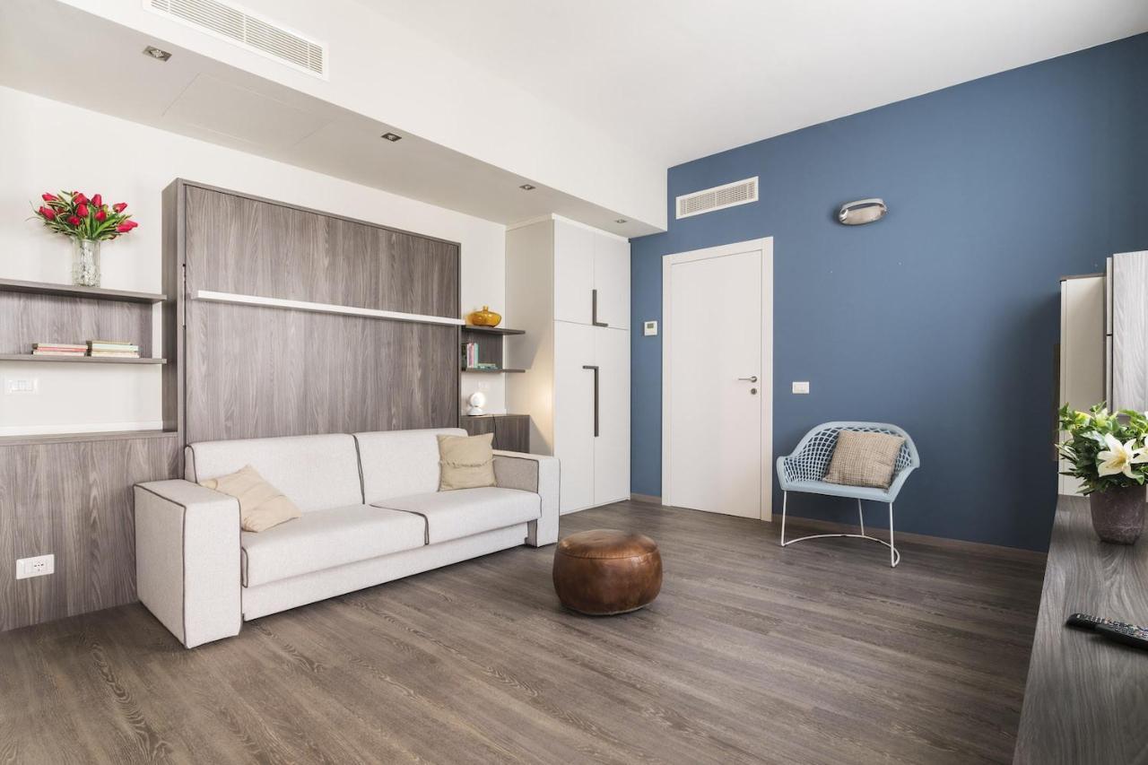 Contempora - Cavallotti 13 - A65 * Milão