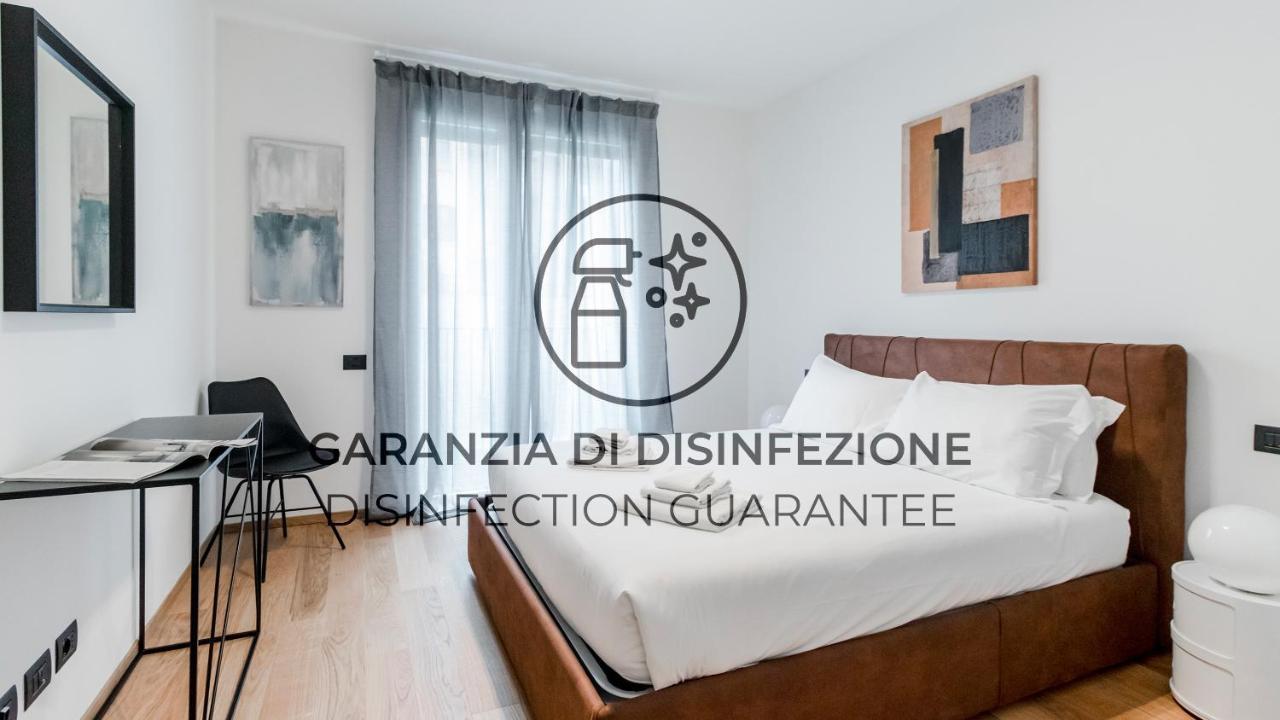 Italianway - Lazzaro Papi 14 A * Milan