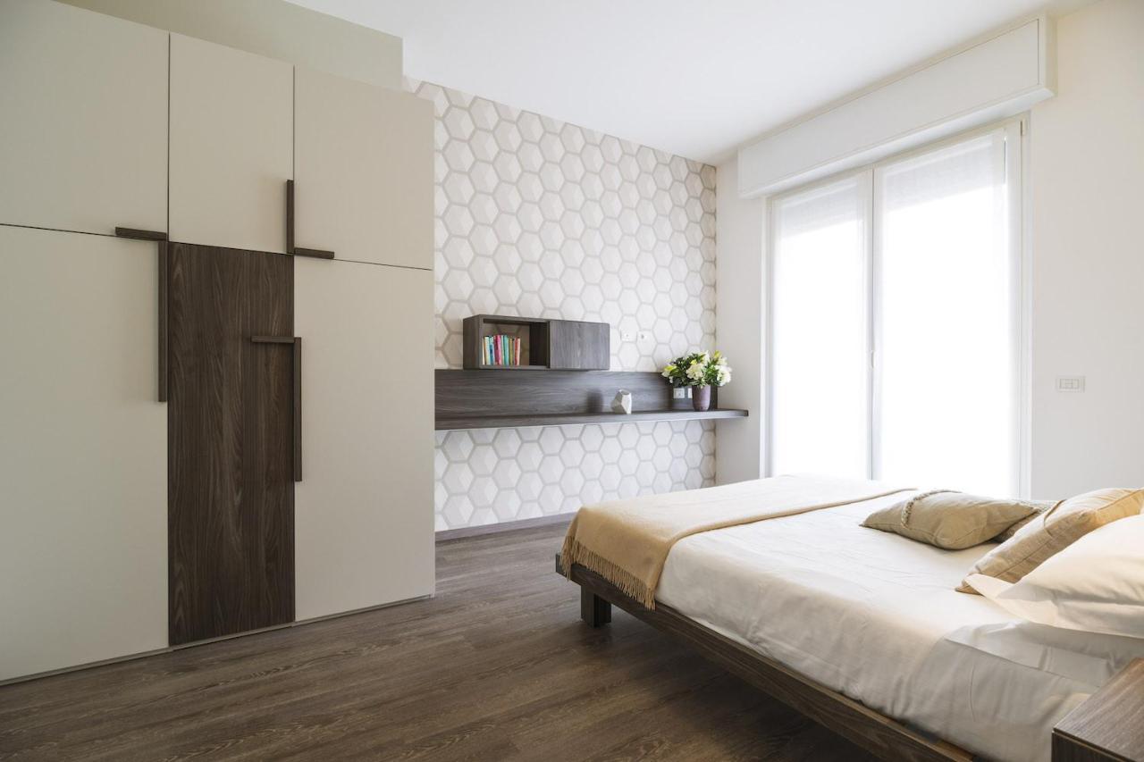 Contempora - Cavallotti 13 - A63 * Milan