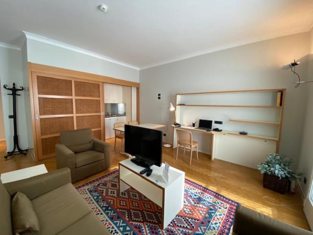 Borgonuovo Uno Apartment Milan