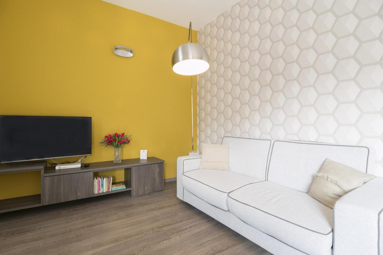 Contempora - Cavallotti 13 - A63 * Milan