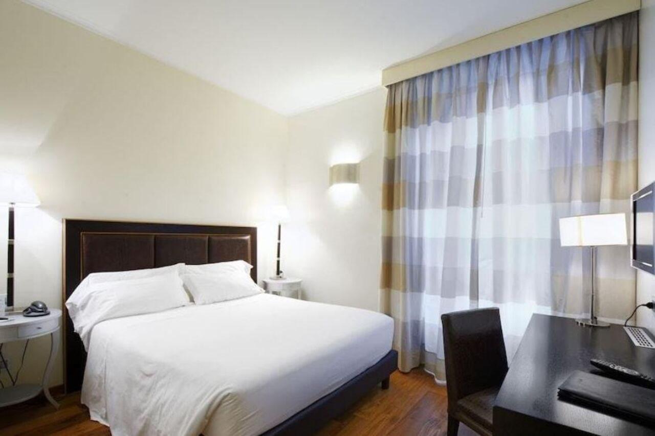 Canada Hotel 3*