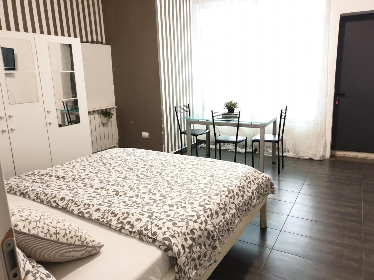 Apartment Sweet *