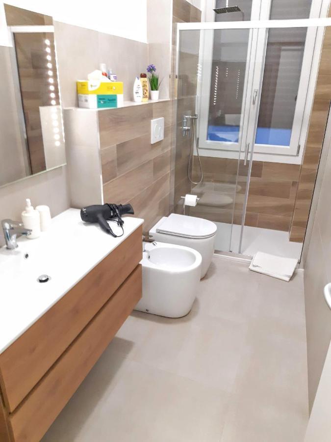 Apartment Rent 2 *