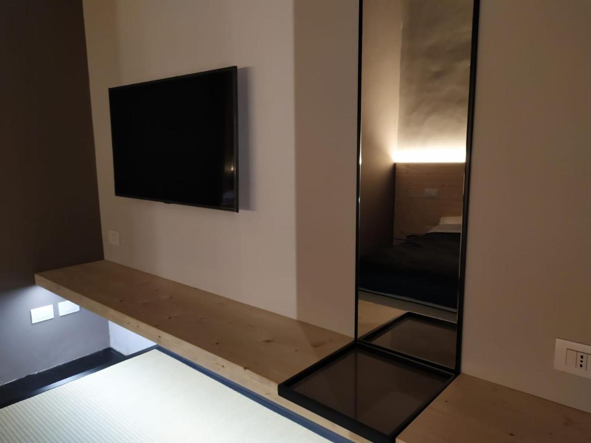 Spazio Luna * Milan