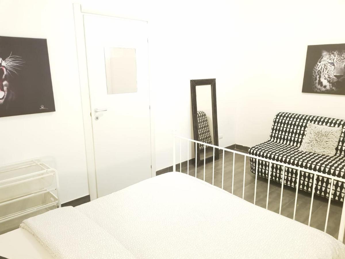 Sweet Apartment *
