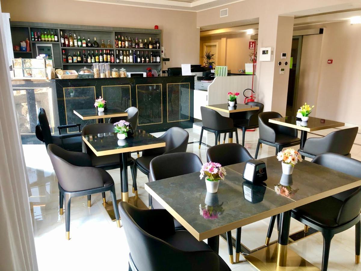Folen Hotel
