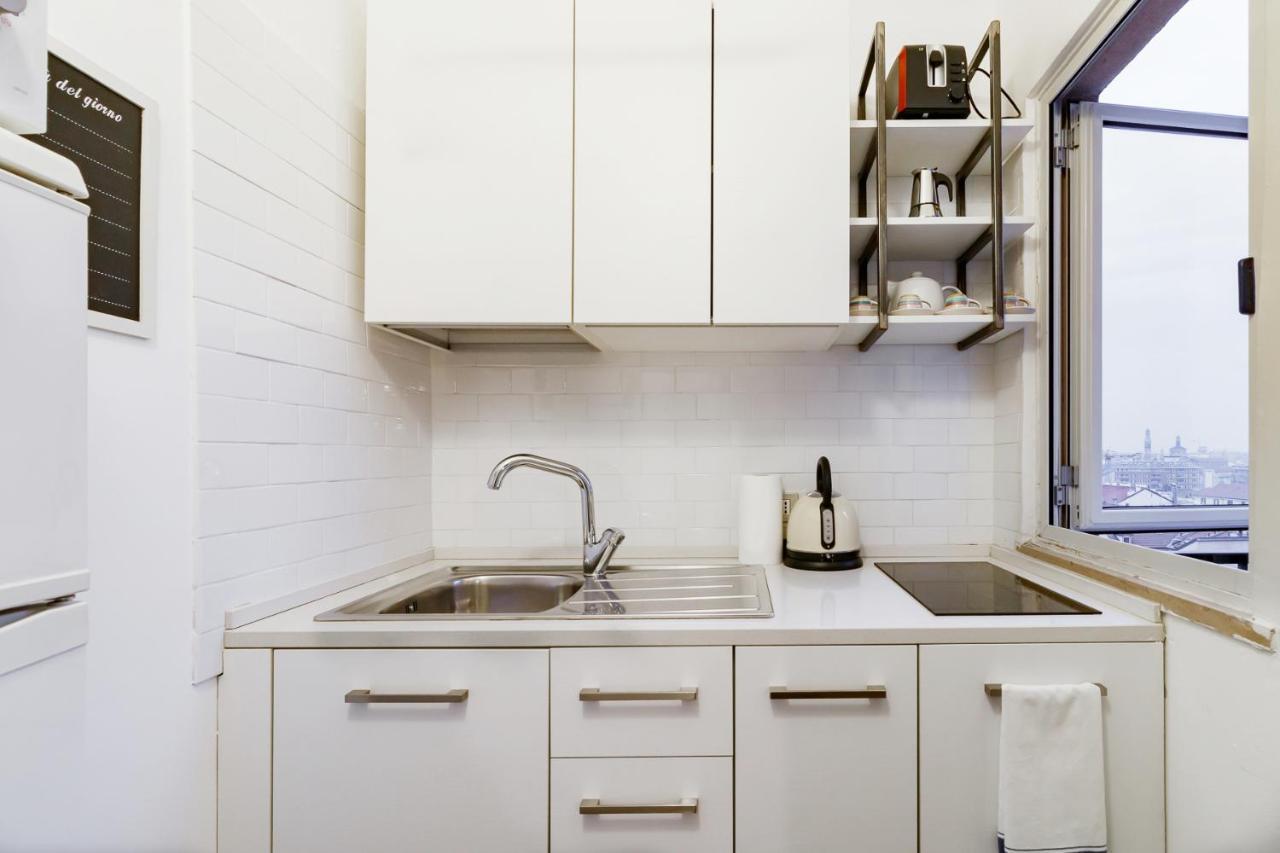 Apartment Joivy Sleek Flat With Balcony Near Mudec Museum And Navigli Area Milan