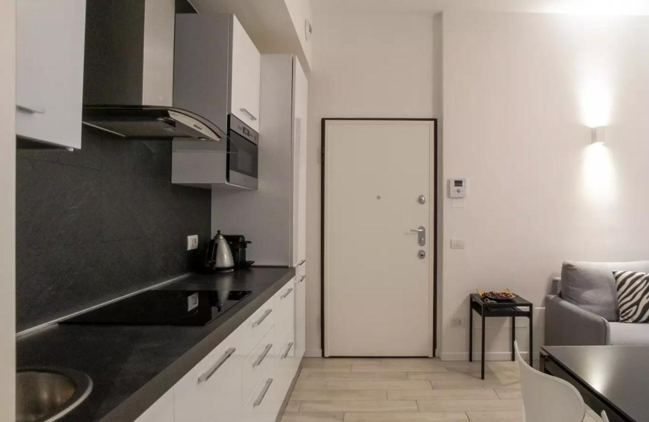 Modern In * Milan