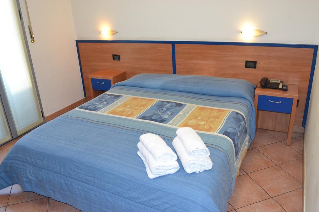 Iride Stazione Lambrate Citta Studi Hotel