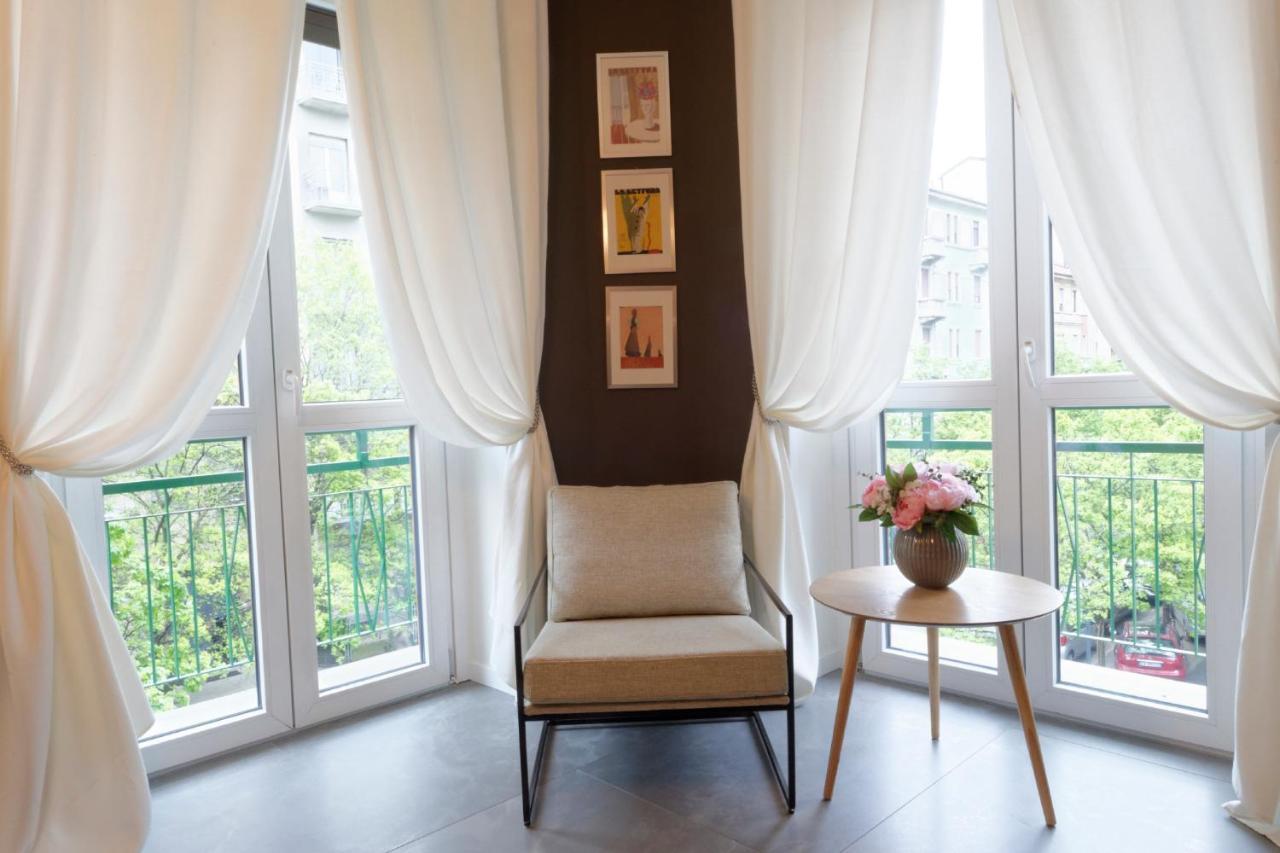 Sugar Ribbon Apartment
