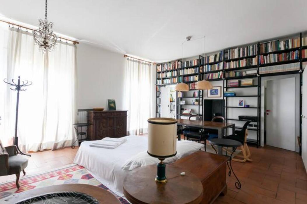 Porta Ticinese Cozy Con Balcone Milan