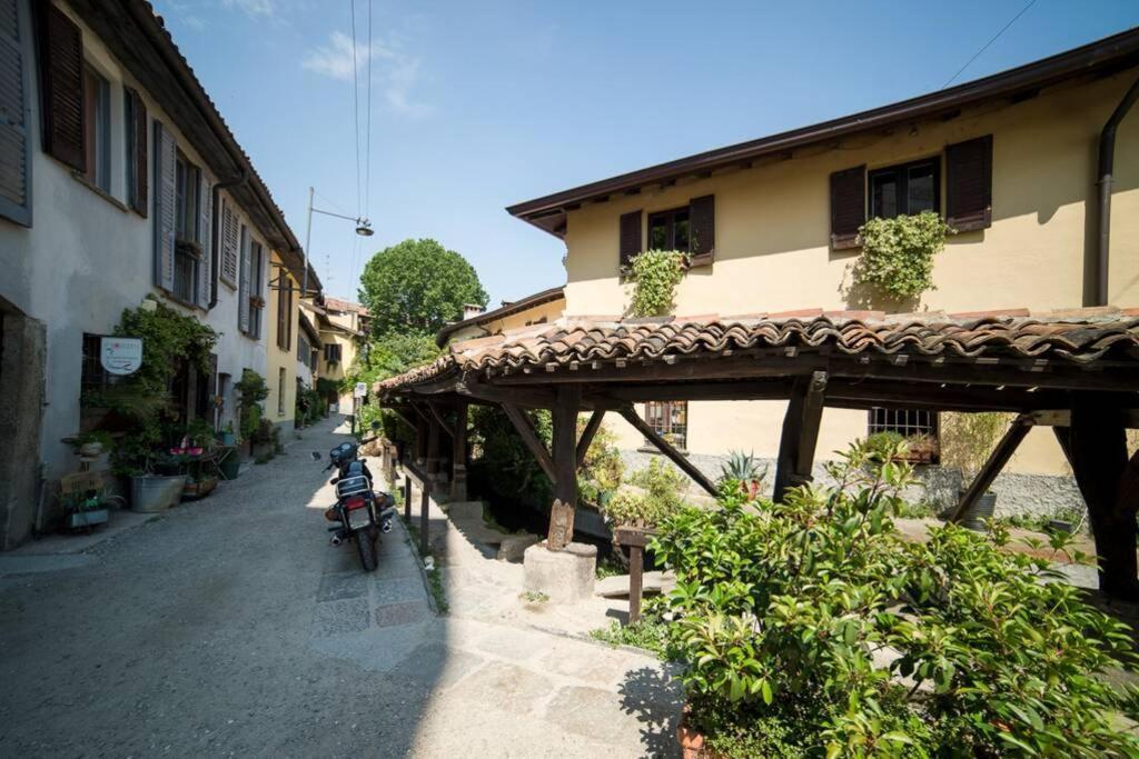 Hbhall Navigli 2 Milan