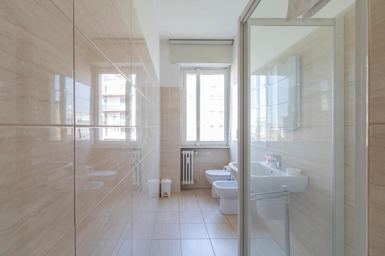 Apartment Altido Trendy Flat With Balcony, Easy Access To Centre