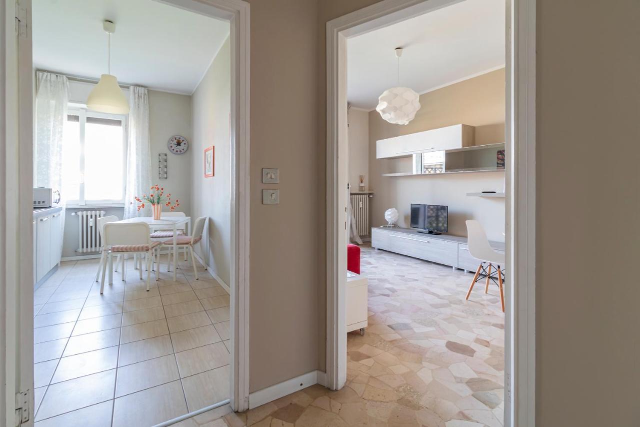 Altido Trendy Flat With Balcony, Easy Access To Centre Apartment Milan