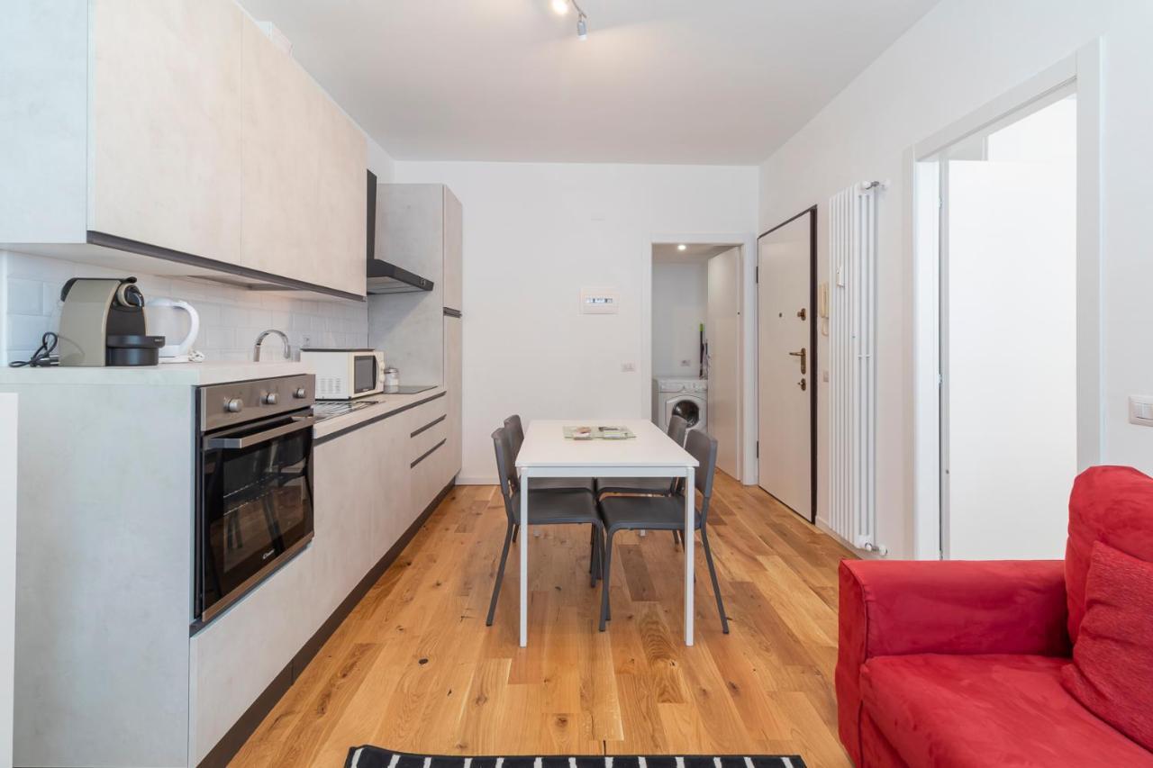 Renovated Flat Close To Navigli - Fra Bartolomeo Milan