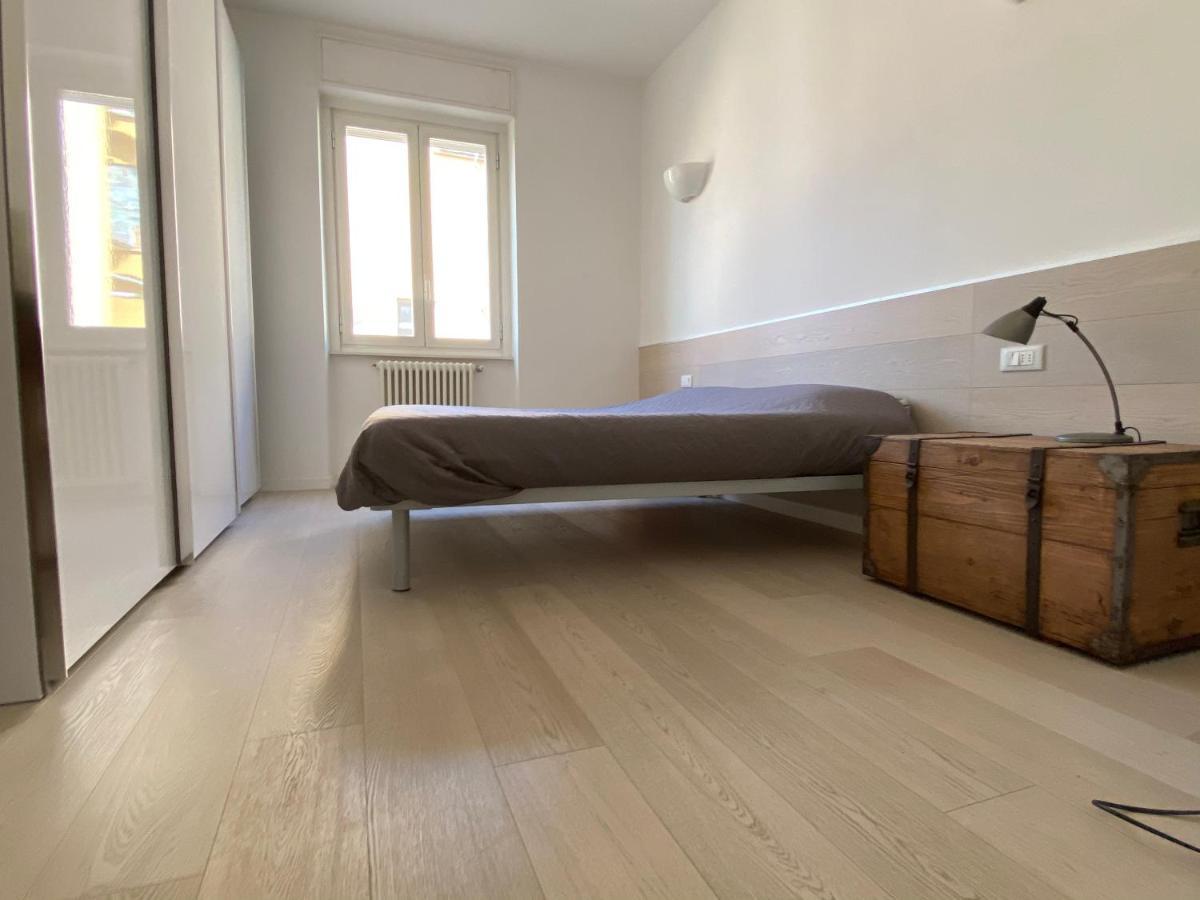 Bright & Spacious Near Navigli - Ponti Apartamento