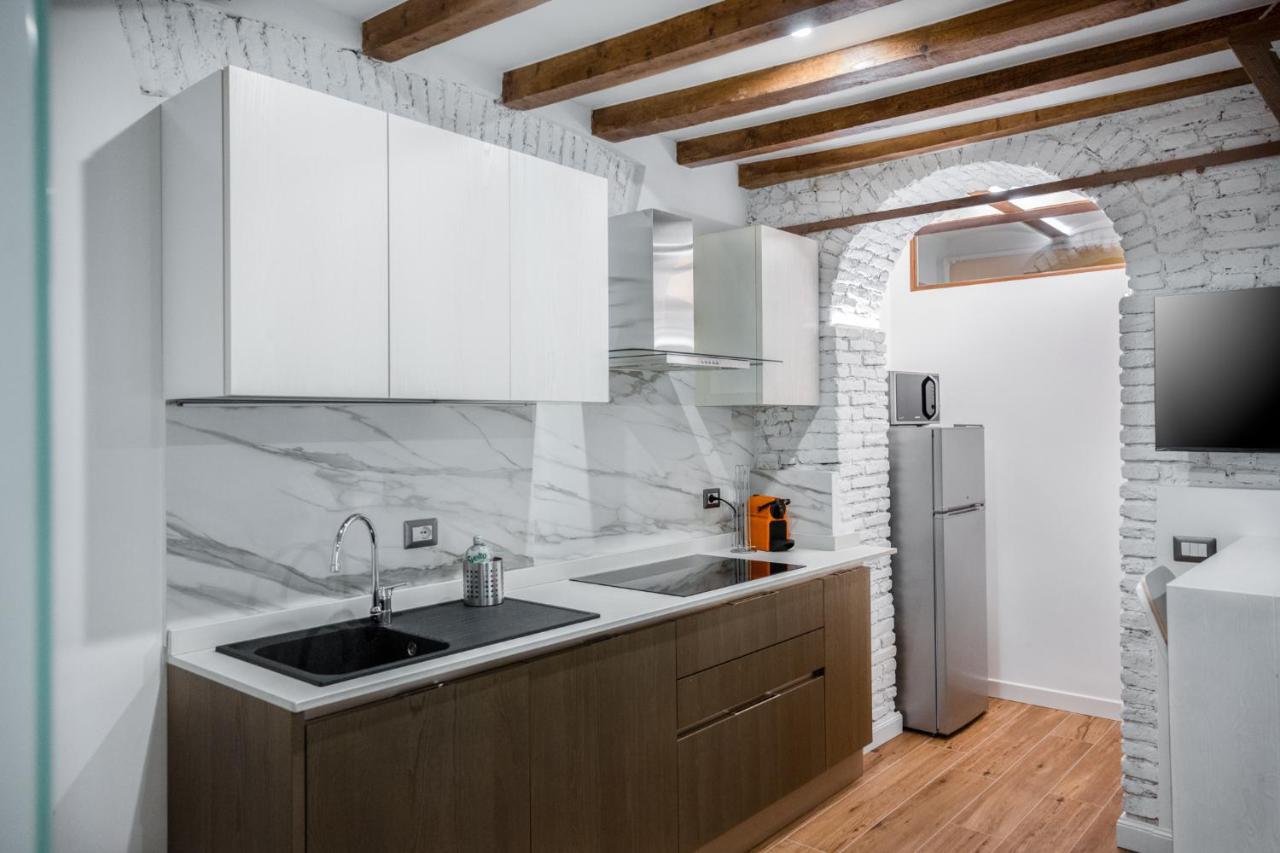 Elegant In Center Apartamento