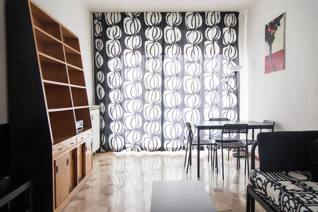 Youhosty - Villoresi 6p, 5 Appartamento Milano