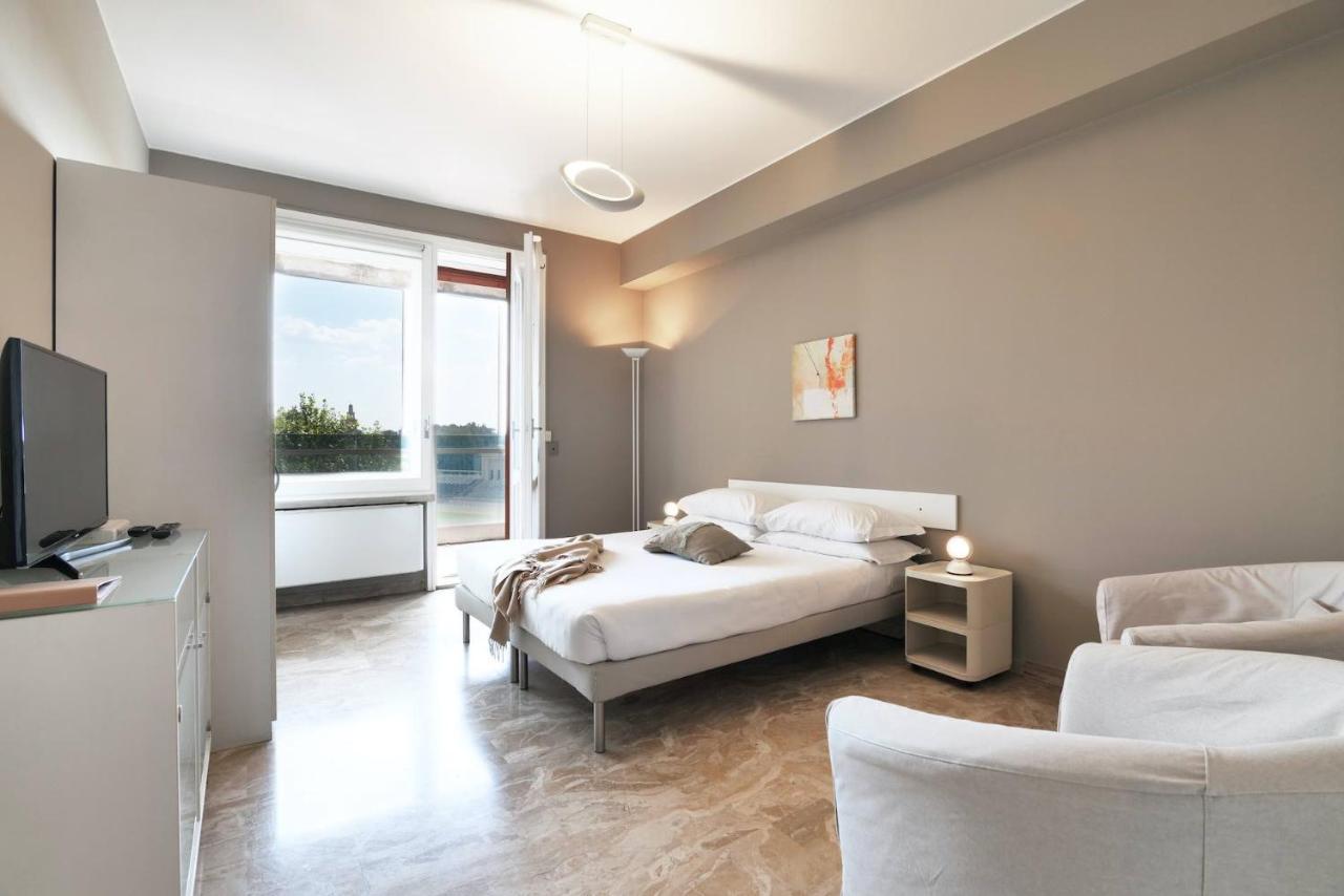 Contempora - Elvezia 8 - E53 * Milan