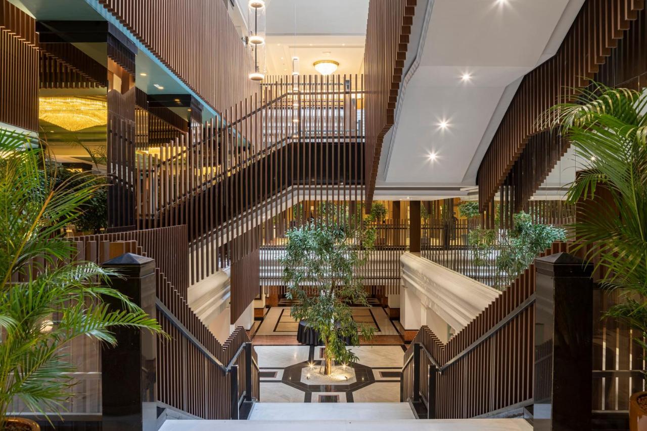 Melia 5* Milan