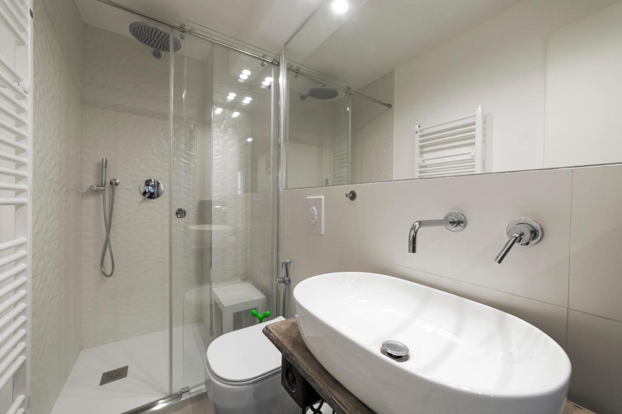La Pampa New & Fully Refurbished Apt Milão