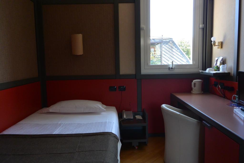 Hotel Metro 3*