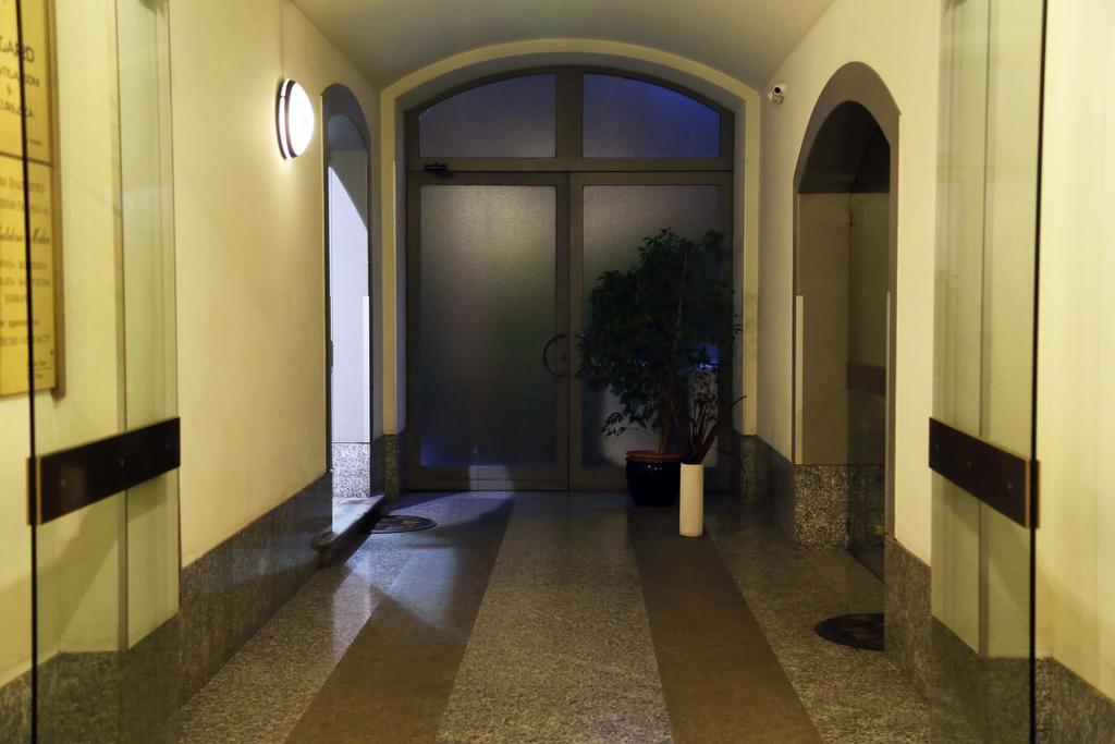 Charming The Castle Apartment Milan