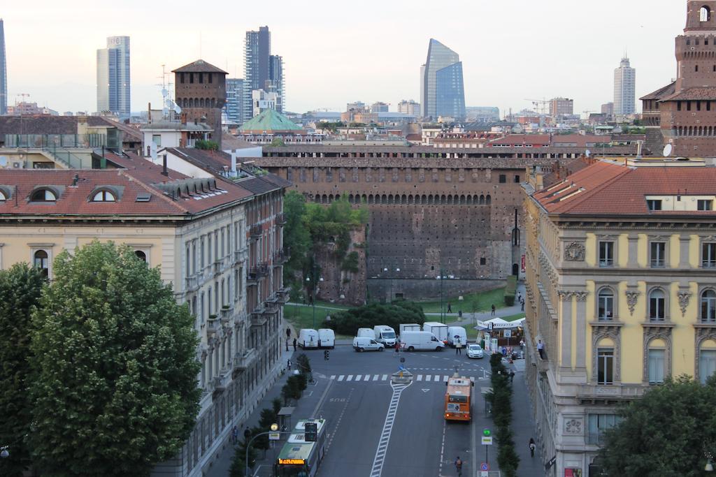 Charming The Castle Apartment Milan